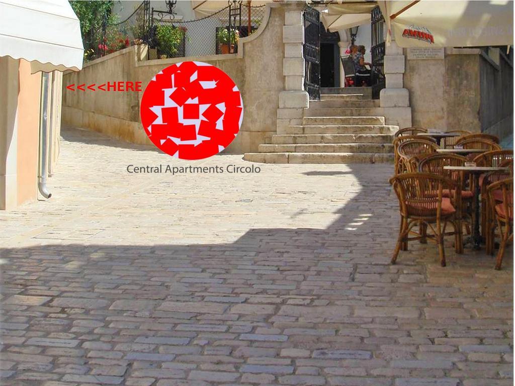 Central Apartments Circolo 로비니 외부 사진